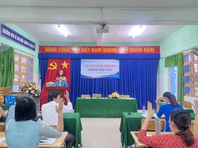 Kỷ niệm ngày thành lập Đội TNTP Hồ Chí Minh và ngày sinh Chủ tịch Hồ Chí Minh