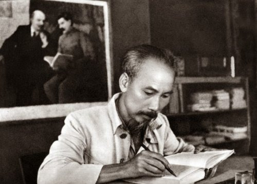 Không gian văn hóa Hồ Chí Minh