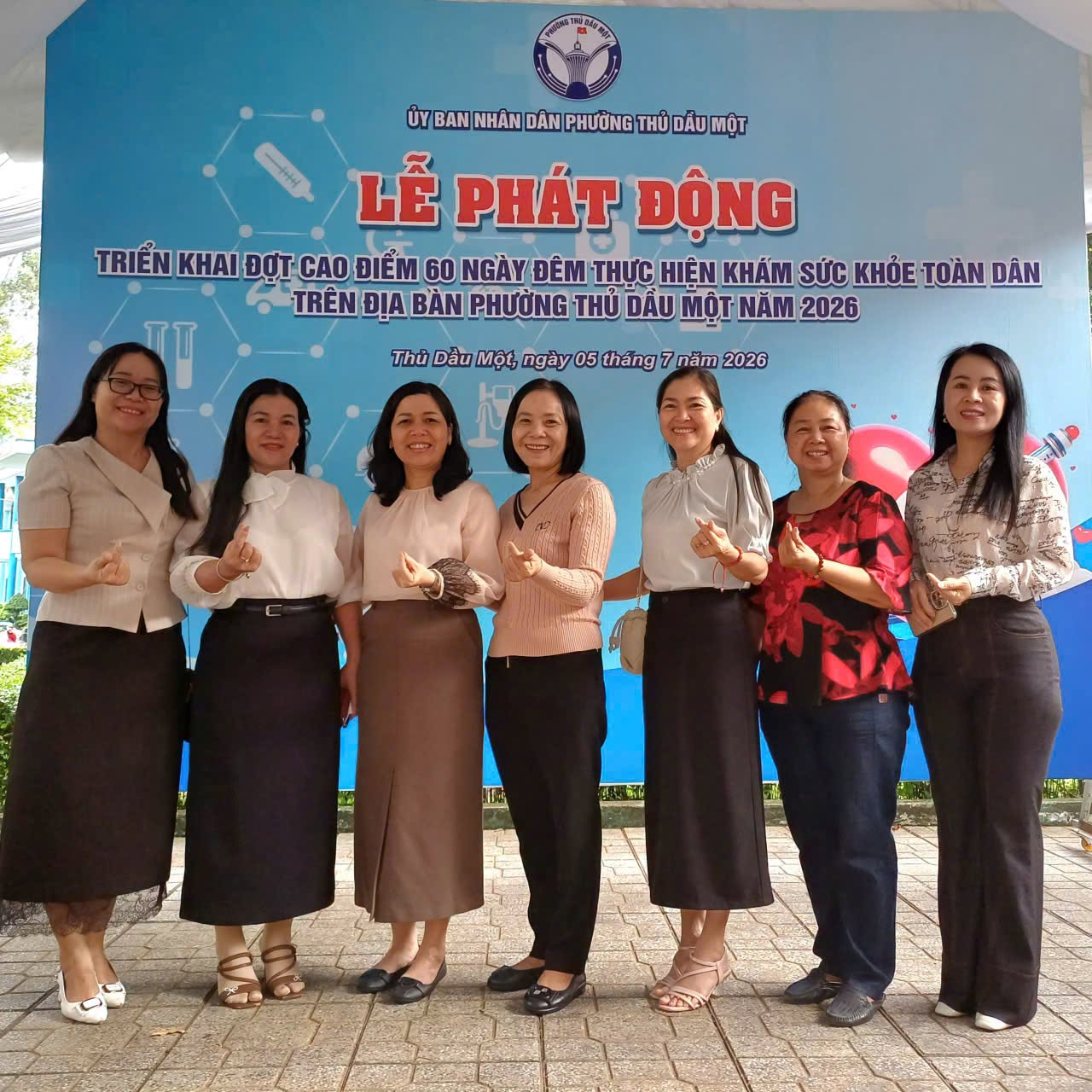 TRƯỜNG THCS CHÁNH NGHĨA HƯỞNG ỨNG CHƯƠNG TRÌNH KHÁM SỨC KHỎE TOÀN DÂN VÀ THÚC ĐẨY CHUYỂN ĐỔI SỐ Y TẾ